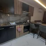 Cosy 1 Bedroom Flat Apartment *