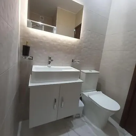Brand New 1 Bedroom Flat Апартаменты Gudja